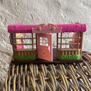 Pink and Brown Toy Bakery lil Woodzeez